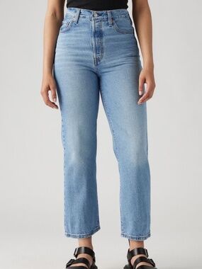 Levi’s Ribcage Straight Jeans
